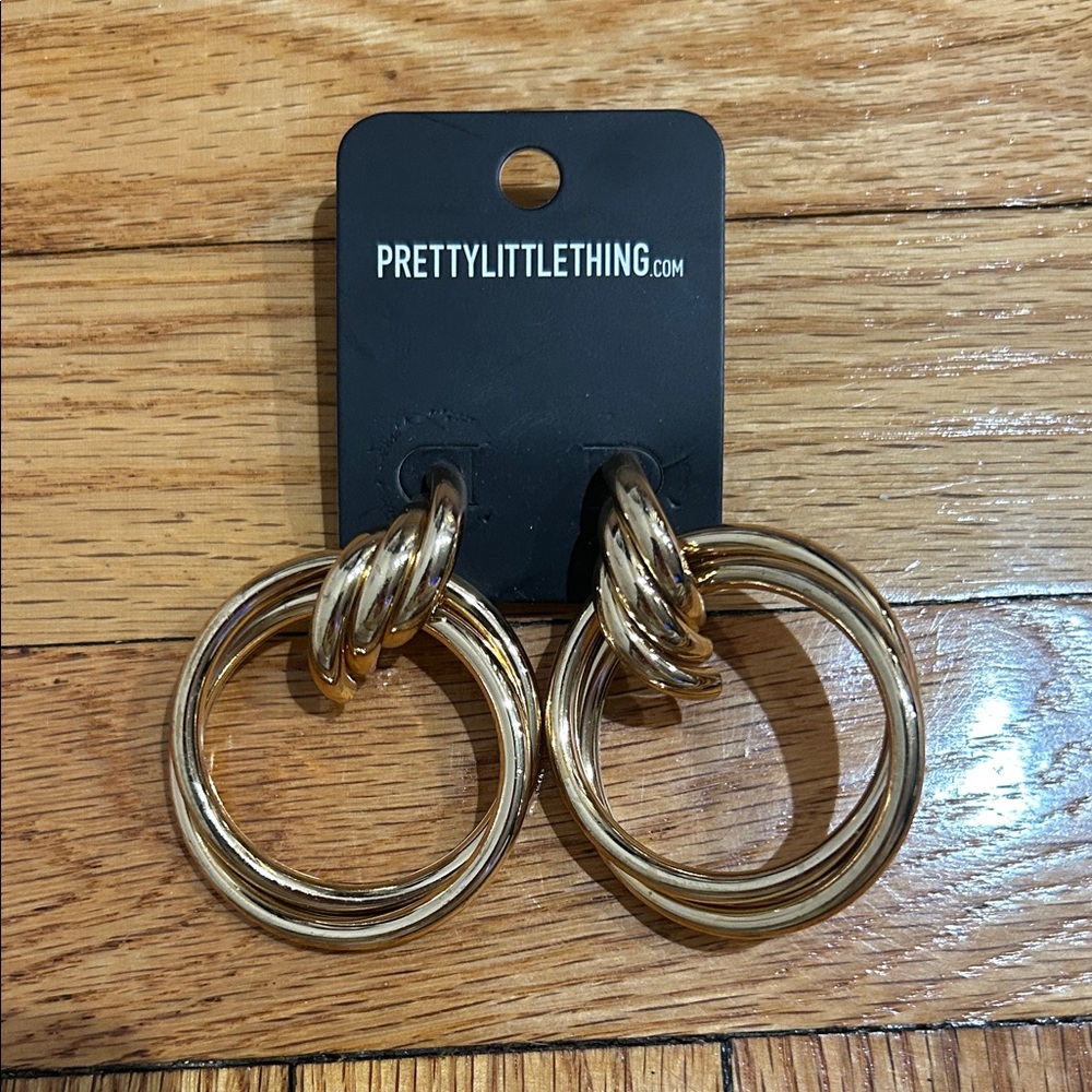 NWT PrettyLittleThing Gold Twist Hoop Statement Earrings